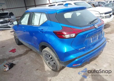 2021 Nissan Kicks Sv Xtronic Cvt z USA, uszkodzony, nr VIN 3N1CP5CV4ML466300